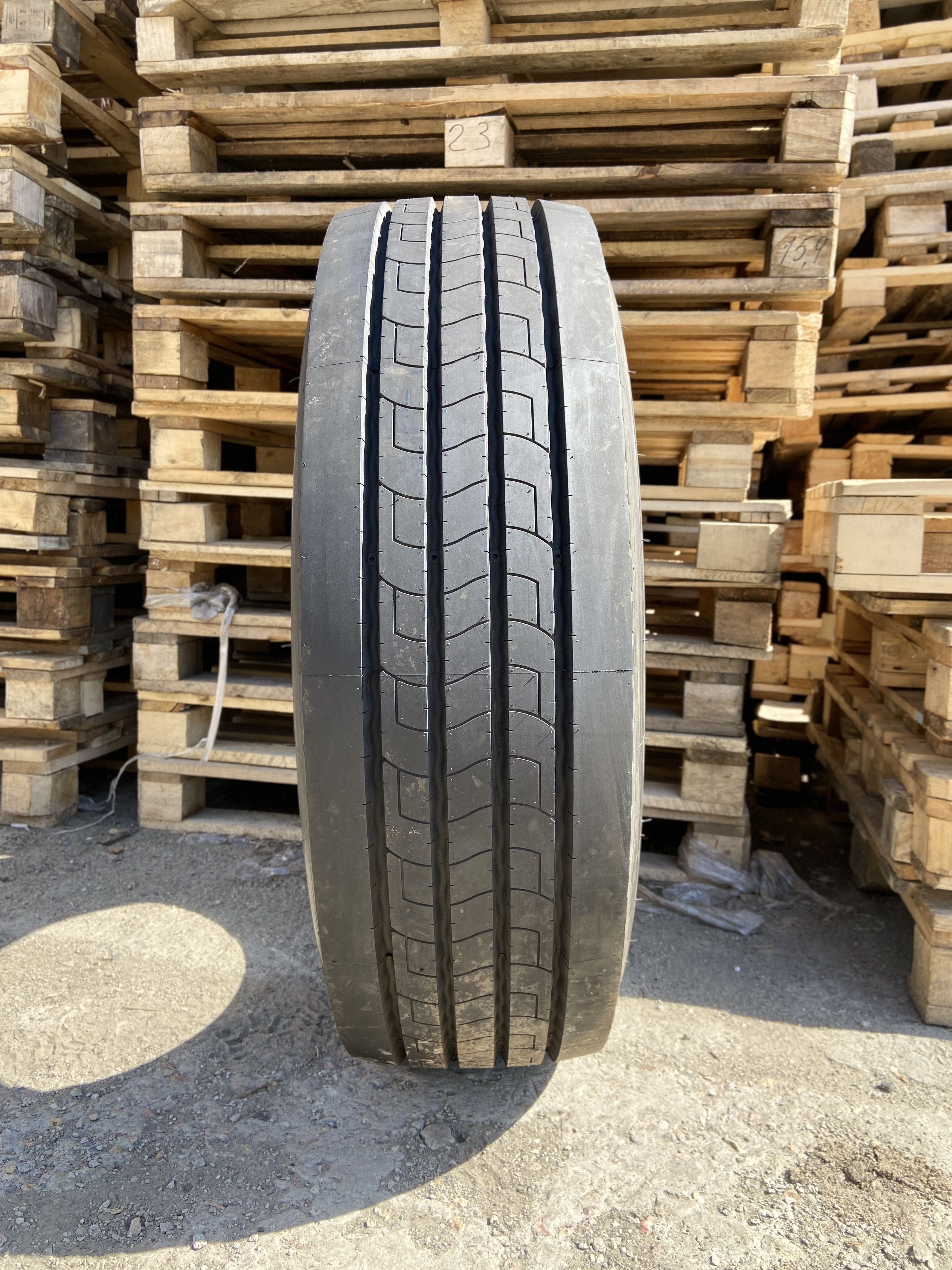 315/70 R22,5 HANKONG AR960 156/150 L 18PR