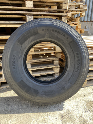 315/80 R22,5 HANKONG AR963 159/150 L 20PR