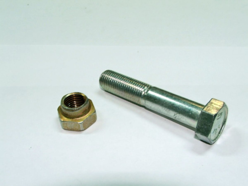 Болт М14*1,5 (48/24,спец.,СH) JN-305